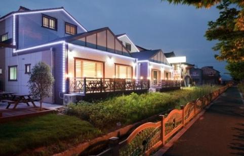 Ddeulae Holiday home